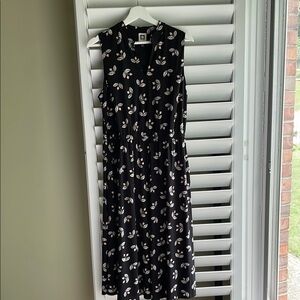 Floral Black Sleeveless Dress